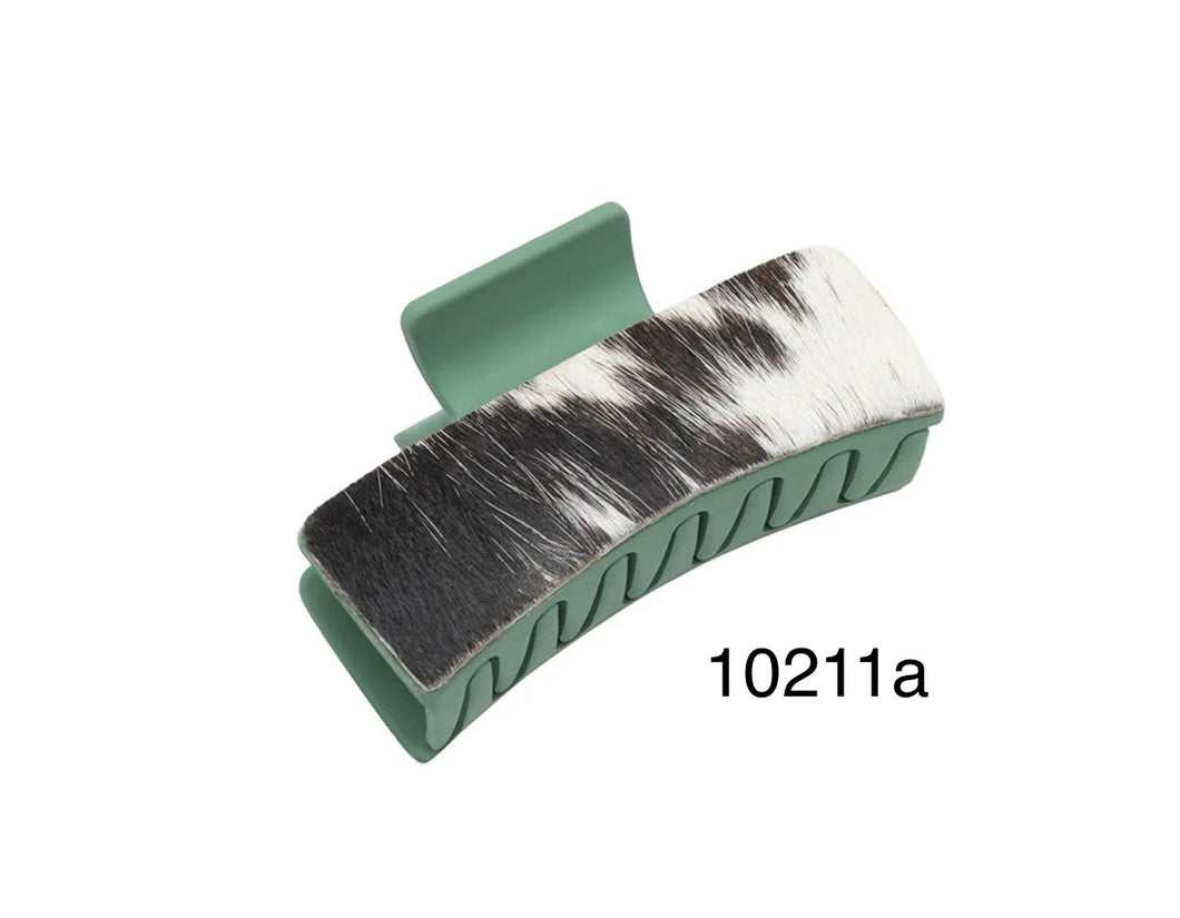 Western Spirit Clip in Black and White